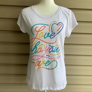 •Wound Up• Love Who You Are T-Shirt - Size XL
